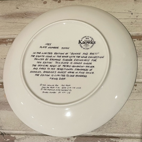 Vintage Gone With The Wind "Bonnie & Rhett" Collector's Plate By Knowles #7298E - Picture 3 of 3